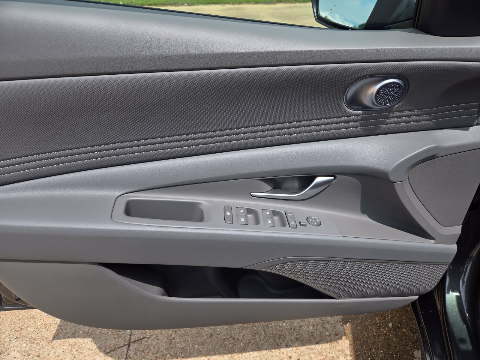 New 2026 Hyundai Elantra SEL Sport Premium FWD image 18