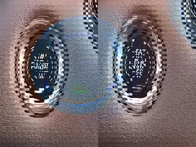 Used 2023 GMC Canyon AT4 w/ Technology Package image 6