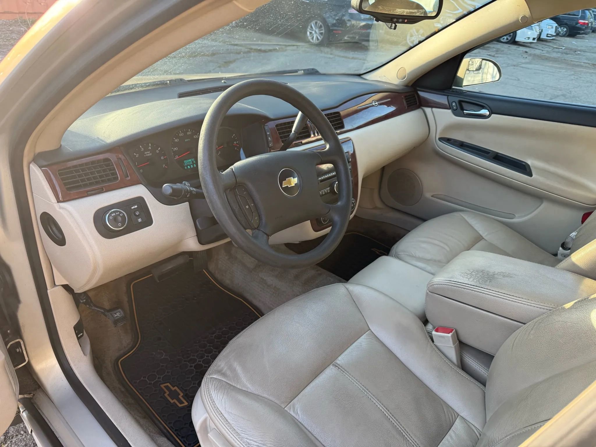 Used 2009 Chevrolet Impala LS image 12