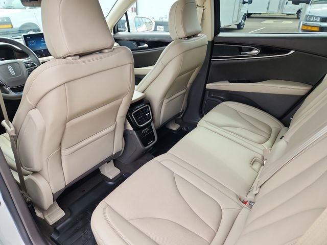 Used 2023 Lincoln Nautilus Reserve AWD/4WD image 28