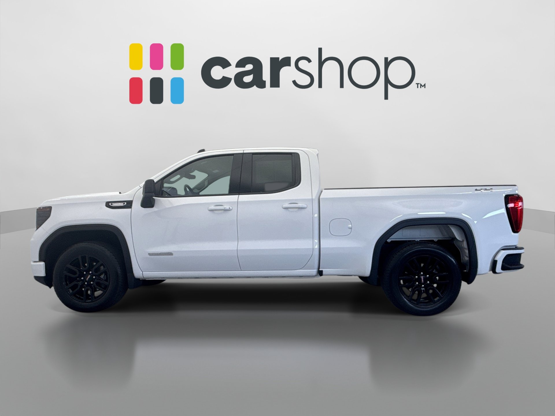 Used 2025 GMC Sierra 1500 Elevation AWD/4WD image 2