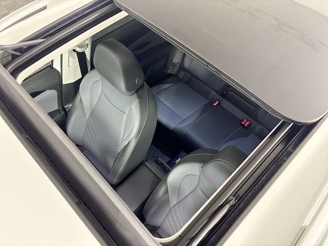 New 2026 Volkswagen Tiguan SE AWD/4WD image 22