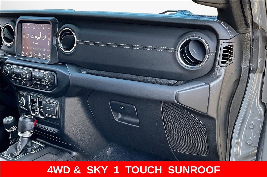 Used 2023 Jeep Wrangler Unlimited Sahara w/ Cold Weather Group image 24