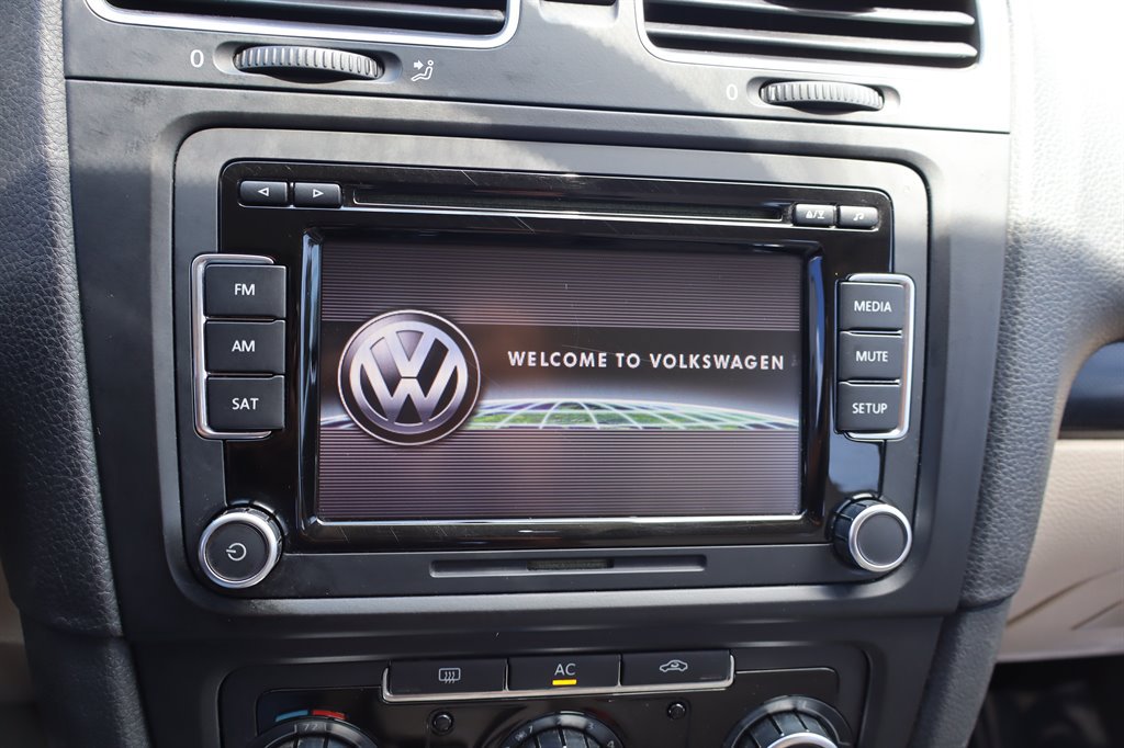 Used 2011 Volkswagen Jetta TDI FWD image 22