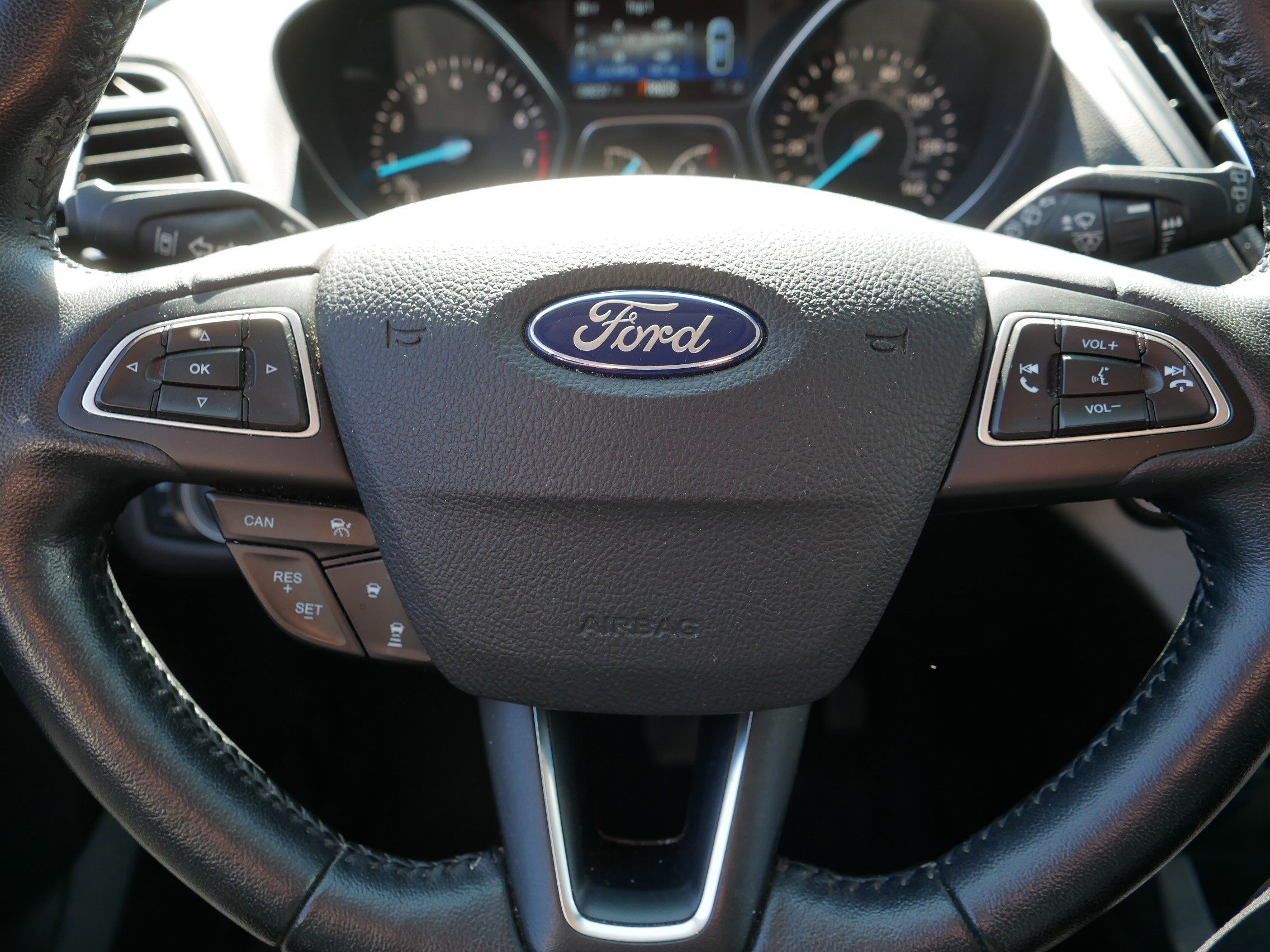 Used 2019 Ford Escape SEL AWD/4WD image 24