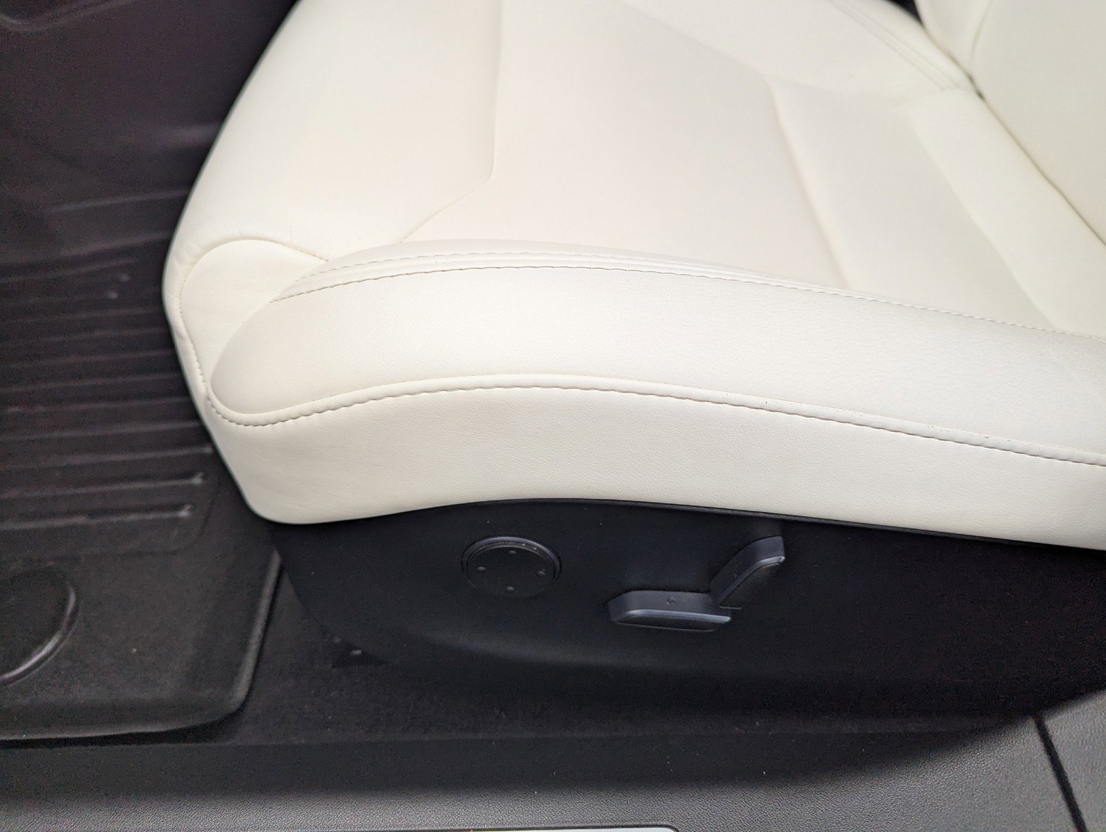 Used 2019 Tesla Model S 75D image 28