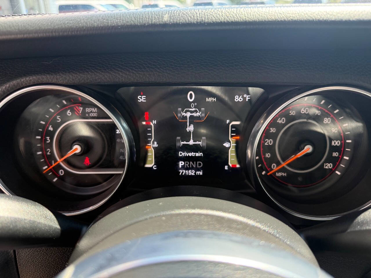 Used 2019 Jeep Wrangler Unlimited Sahara image 25