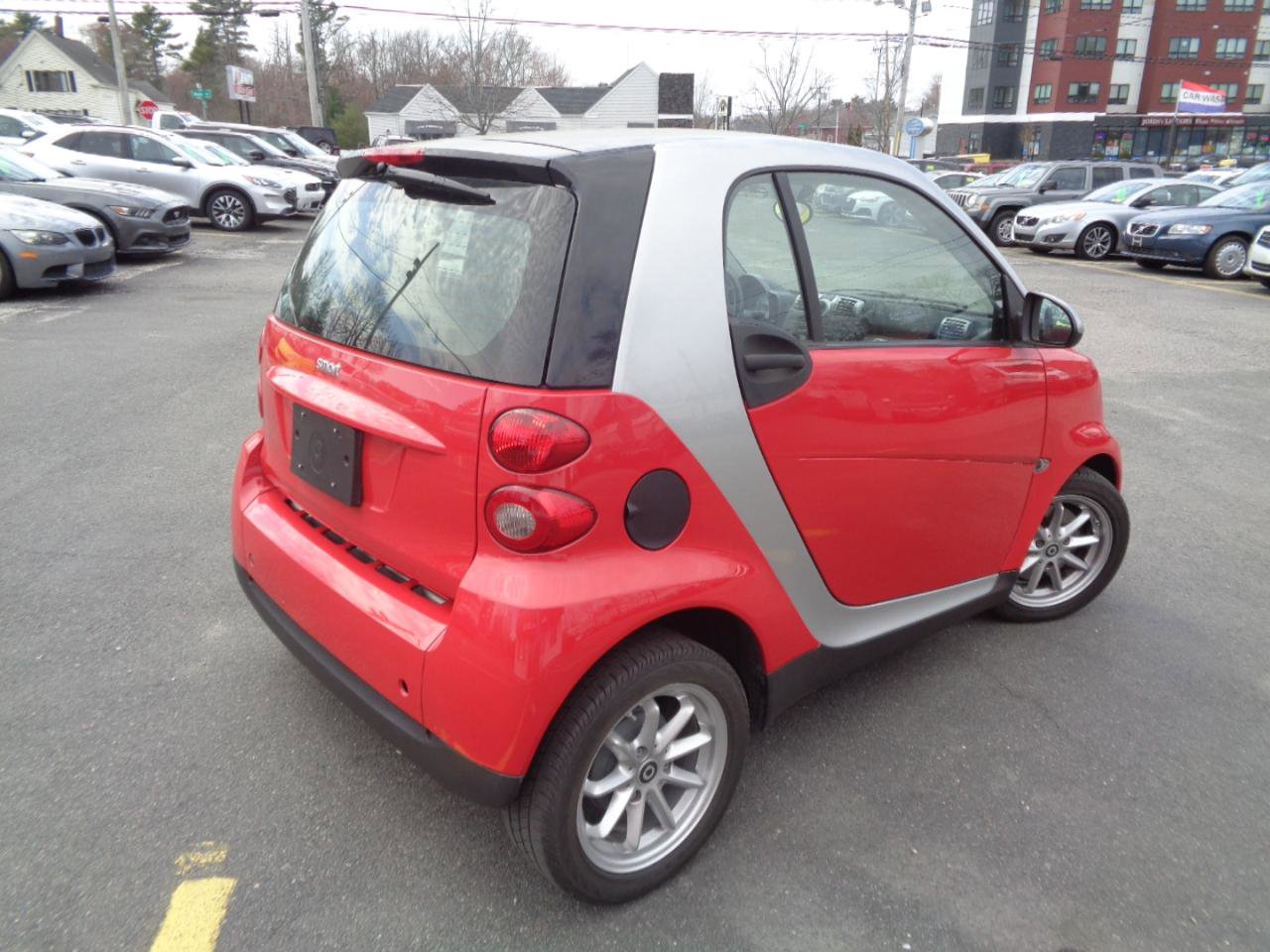 Used 2009 smart fortwo Coupe image 4