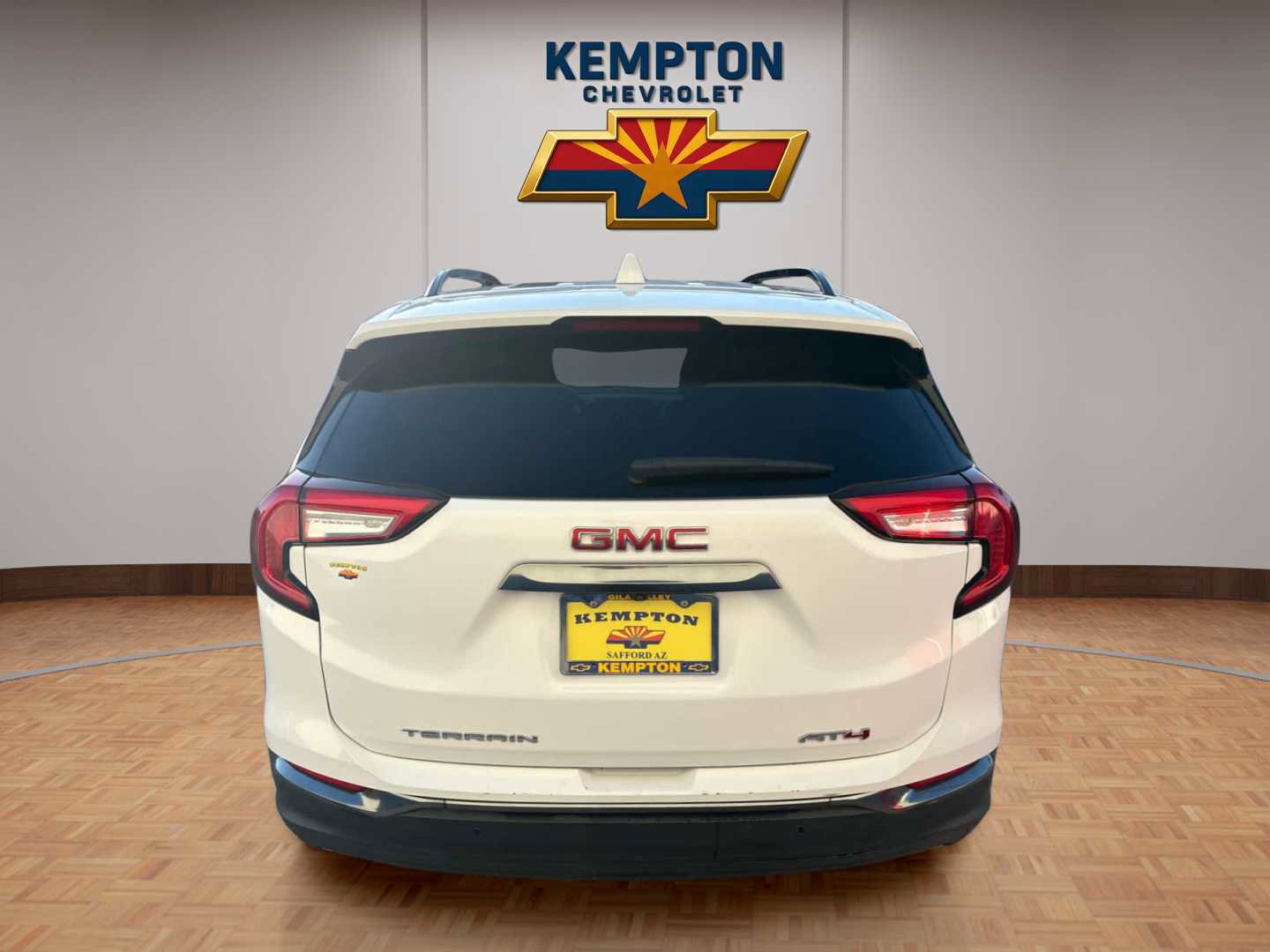 Used 2024 GMC Terrain AT4 image 5