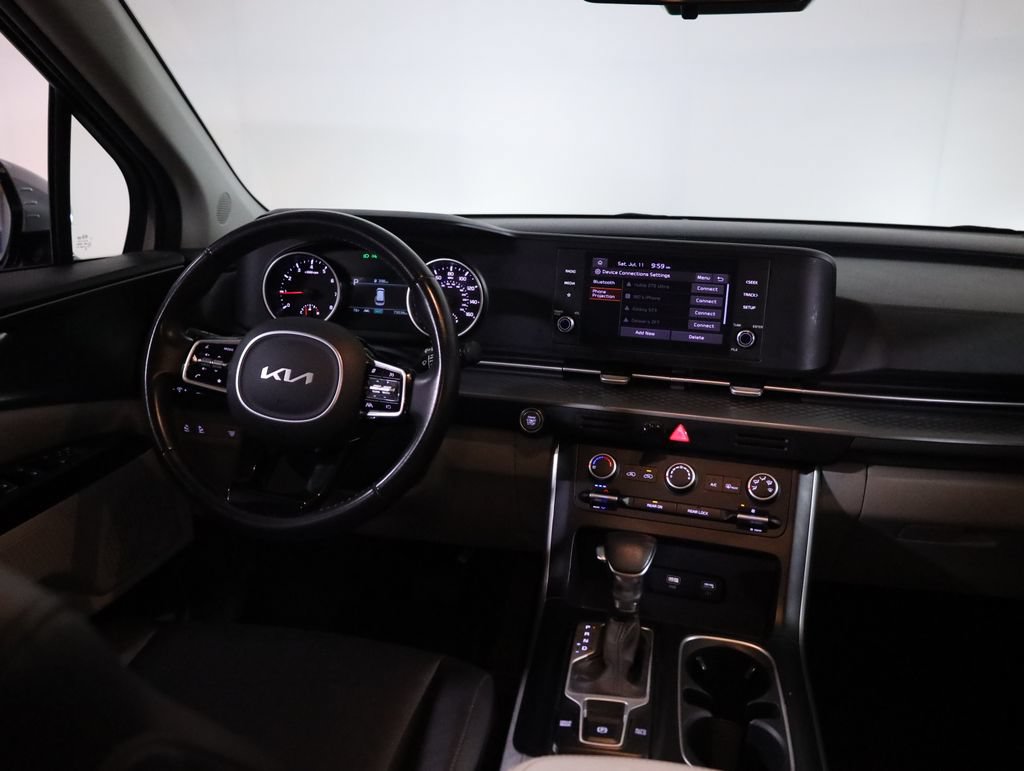 Used 2022 Kia Carnival LX FWD image 44