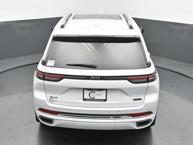 Used 2023 Jeep Grand Cherokee Overland AWD/4WD image 42