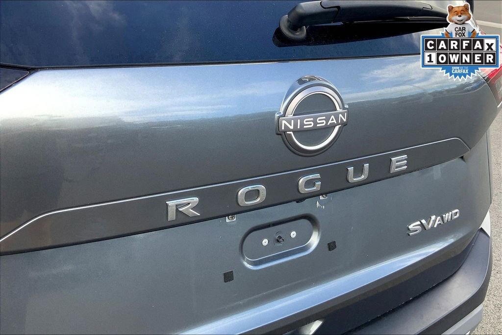 Used 2023 Nissan Rogue SV image 30