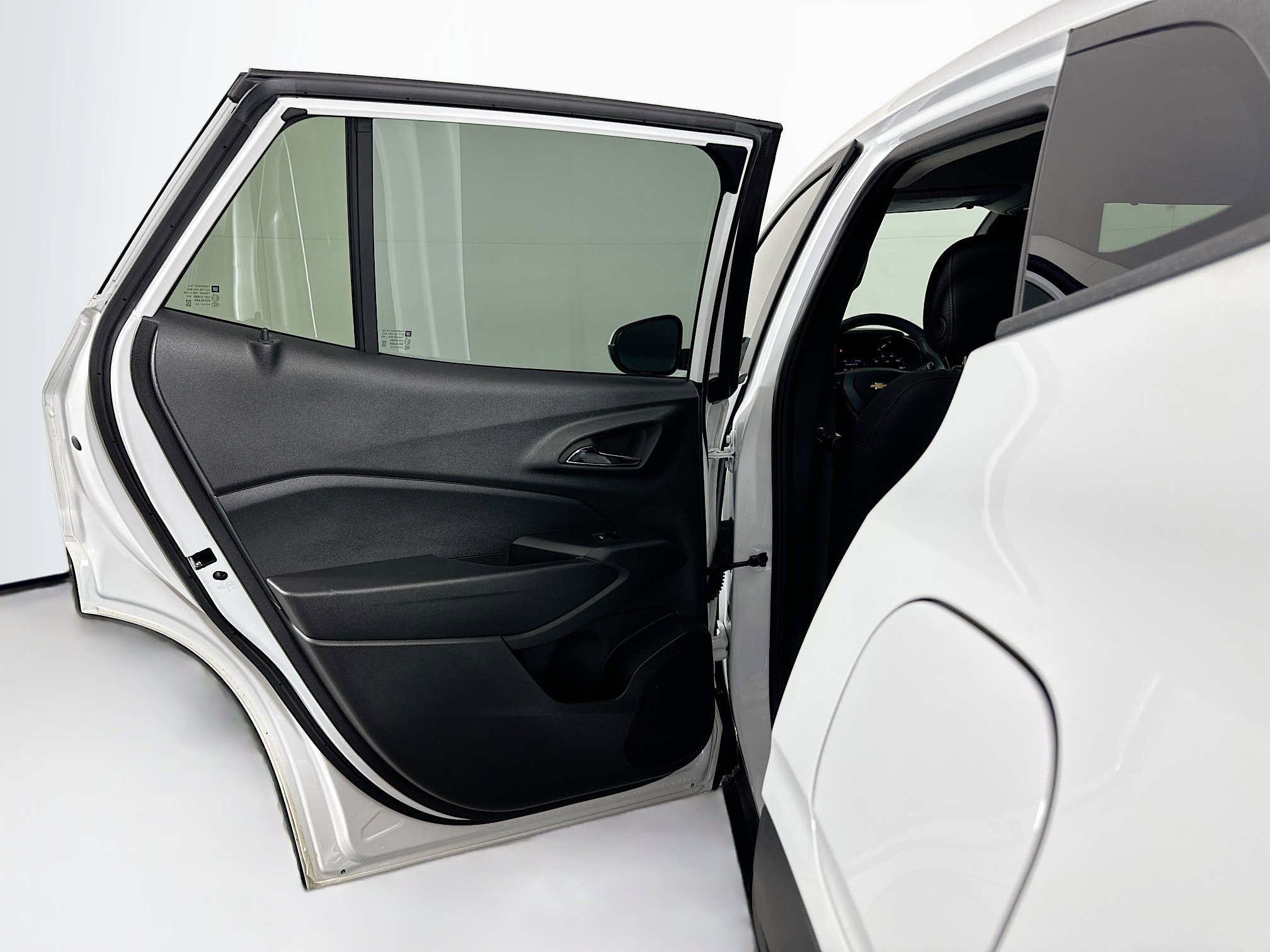 Used 2024 Chevrolet Trax LS w/ LS Convenience Package image 26