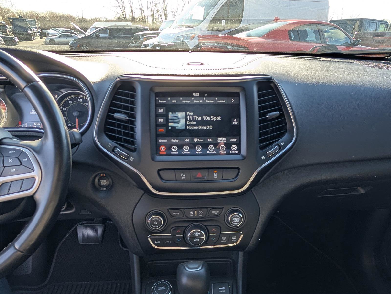 Used 2021 Jeep Cherokee Latitude Lux 80th Anniv w/ Quick Order Package 26U 80TH image 13