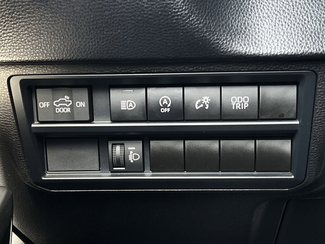 Used 2024 Toyota Tundra SR5 w/ SR5 Premium Package image 20