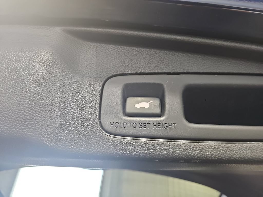Used 2022 Honda CR-V Touring image 13