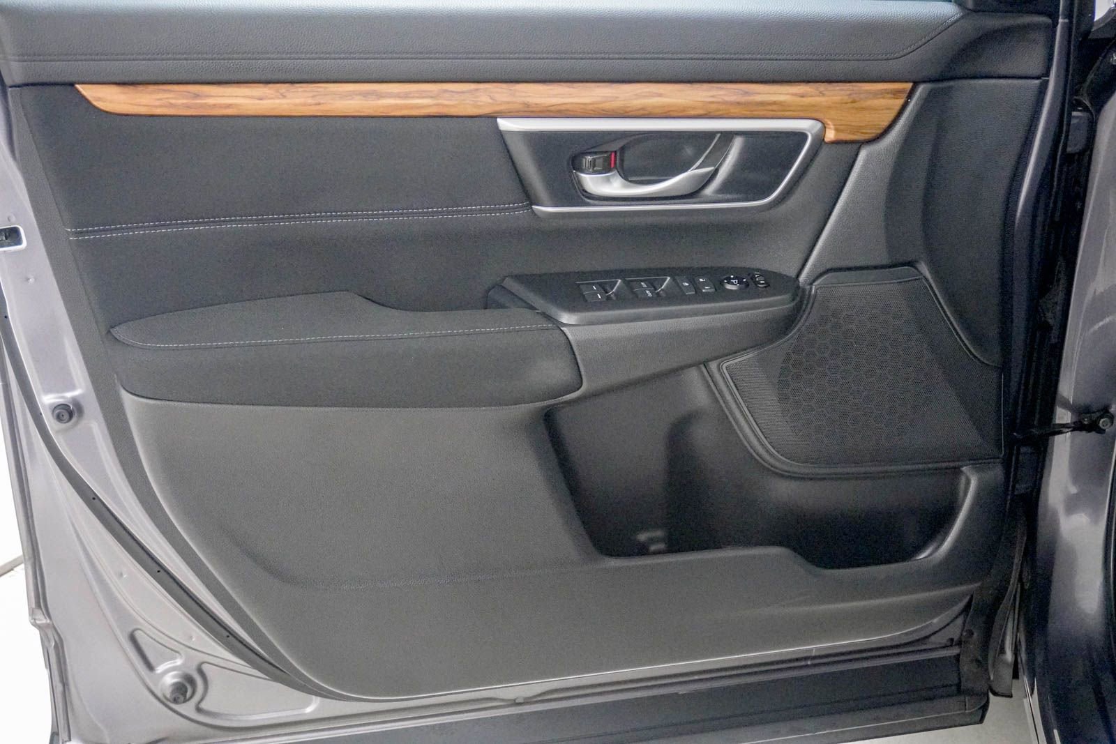 Used 2020 Honda CR-V EX image 17