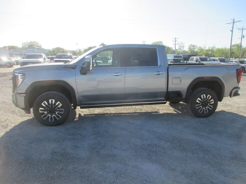New 2026 GMC Sierra 2500 Denali Ultimate AWD/4WD image 10