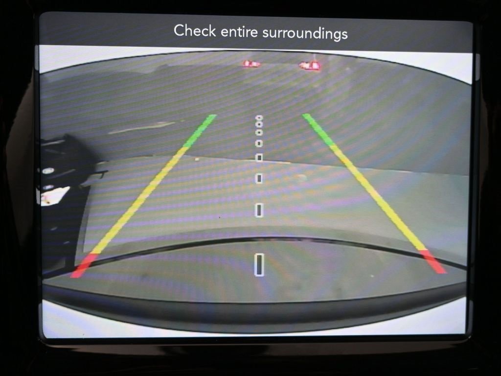 Used 2019 Jeep Cherokee Limited w/ Trailer Tow Group image 15