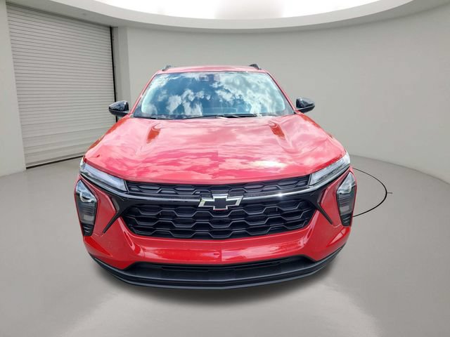 New 2026 Chevrolet Trax LT w/ Driver Confidence Package FWD image 2