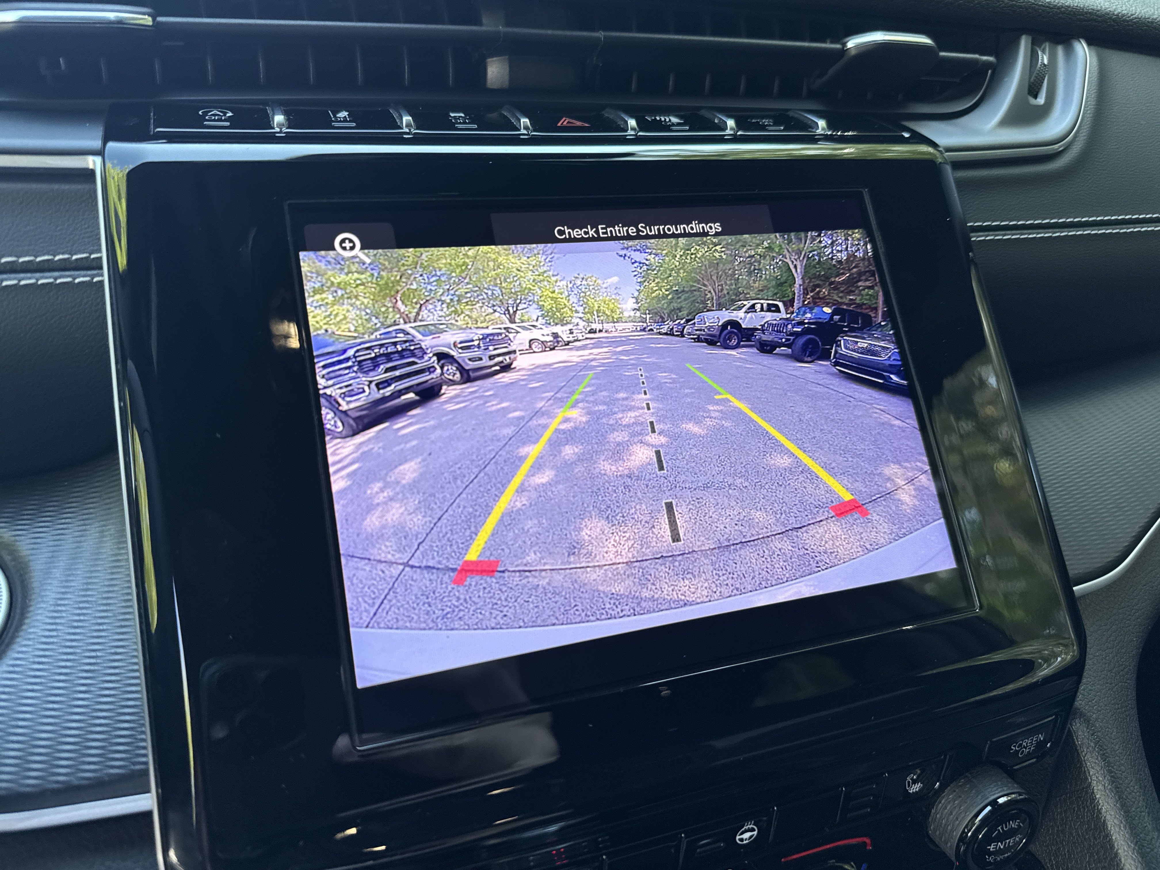 Used 2023 Jeep Grand Cherokee Altitude AWD/4WD image 26