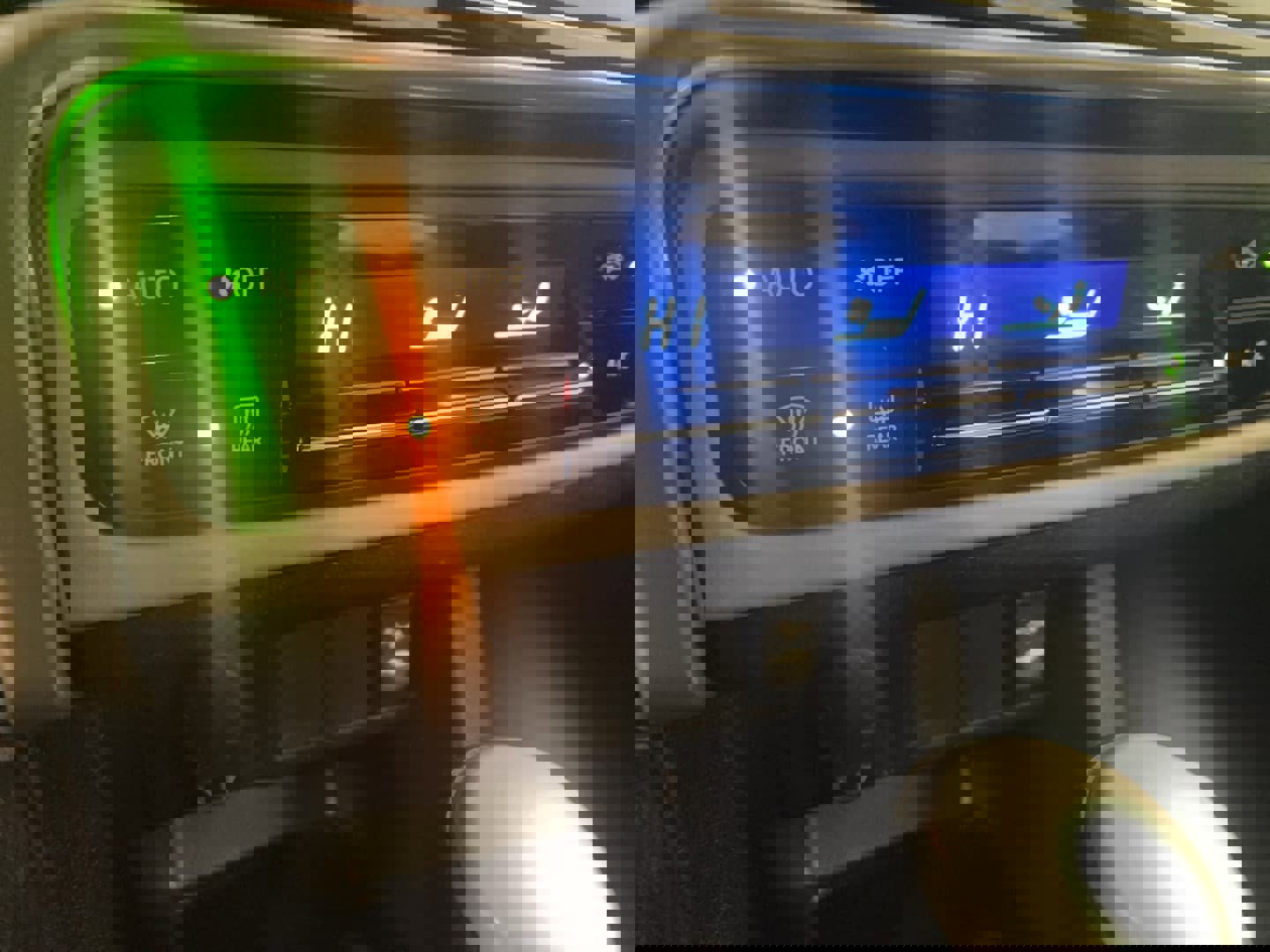 Used 2017 Toyota Corolla LE w/ Carpet Mat Package (TMS) image 9