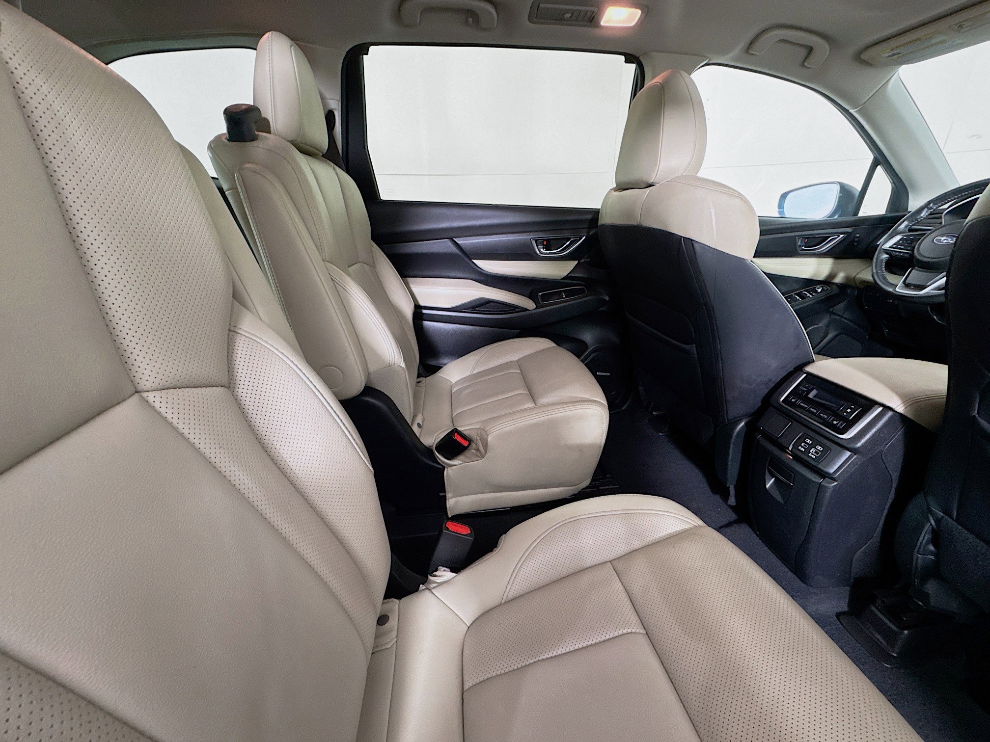 Used 2024 Subaru Ascent Limited w/ Technology Package AWD/4WD image 26