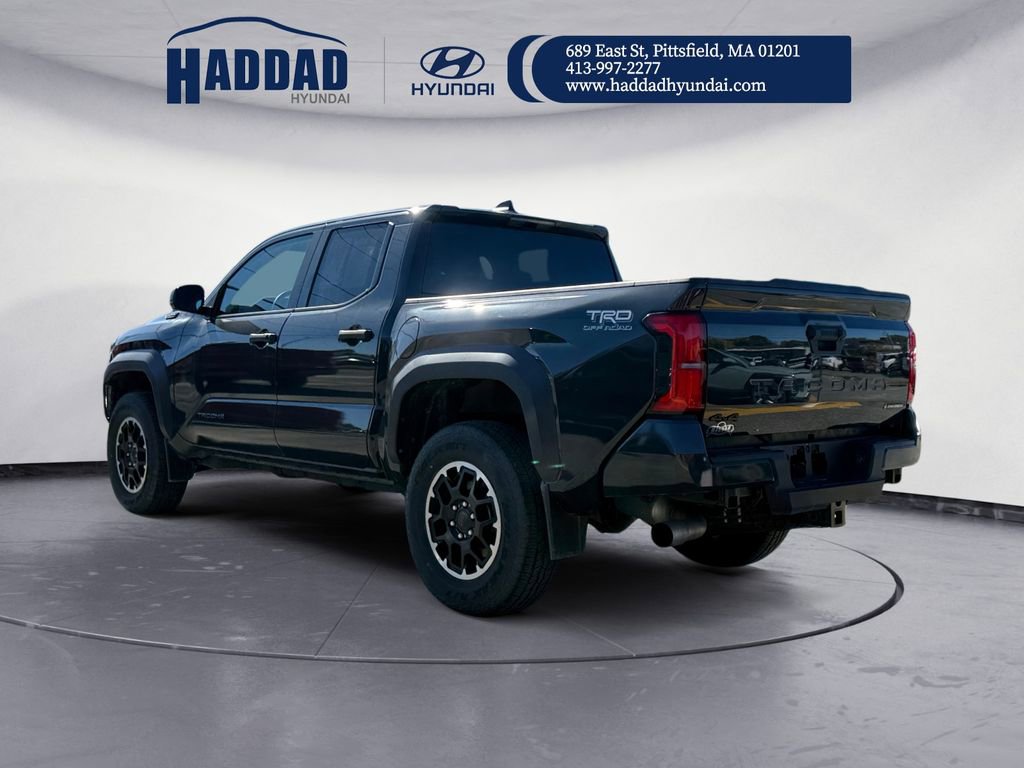 Used 2024 Toyota Tacoma TRD Off-Road image 3