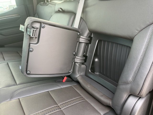 Used 2025 Chevrolet Silverado 1500 High Country image 44