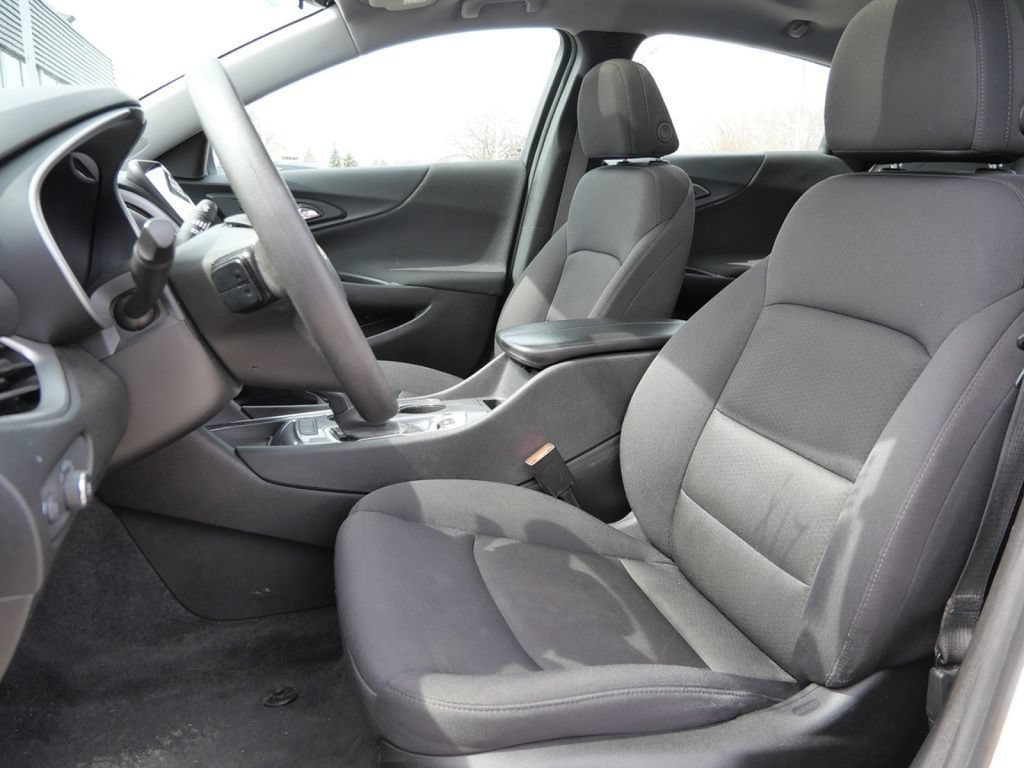 Used 2024 Chevrolet Malibu LT FWD image 29