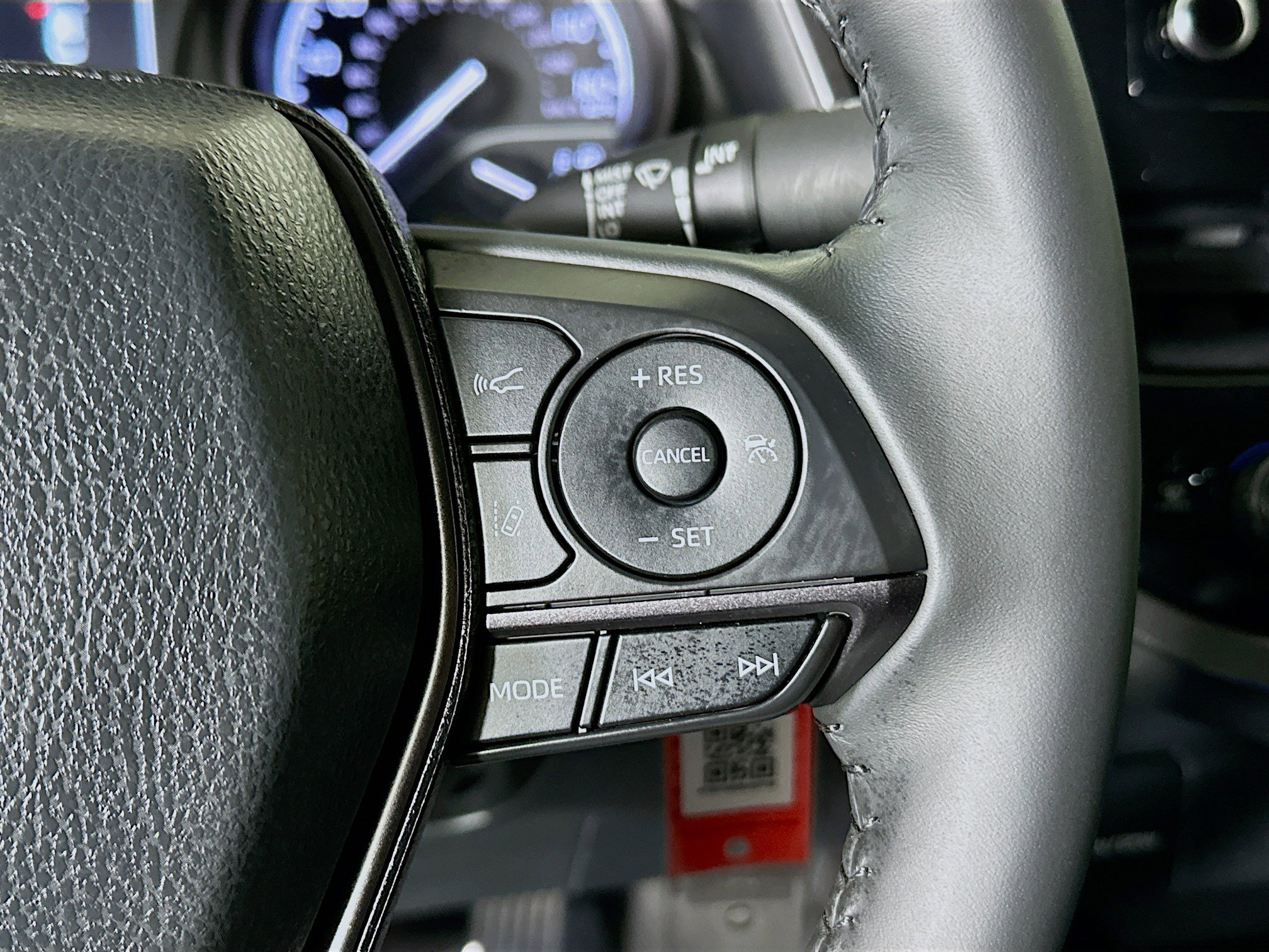 Used 2024 Toyota Camry SE FWD image 17