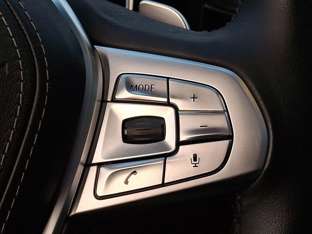 Used 2019 BMW 750i xDrive w/ Executive Package AWD/4WD image 18