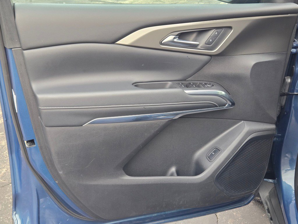 Certified 2025 Chevrolet Traverse LT image 20