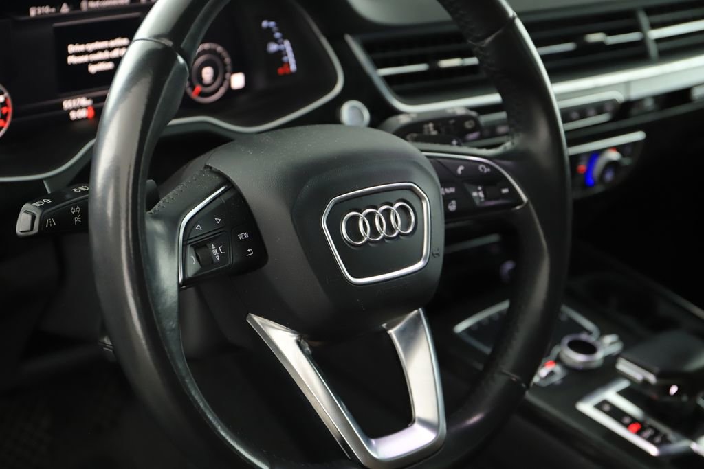 Used 2018 Audi Q7 3.0T Prestige AWD/4WD image 17