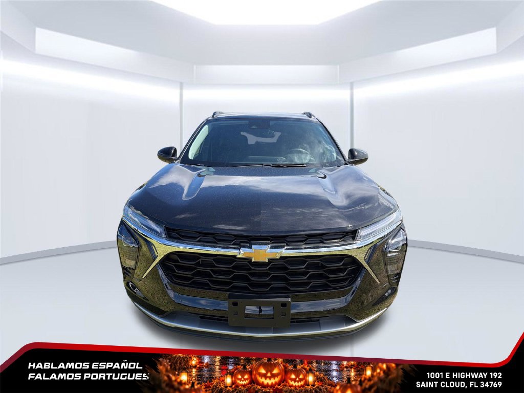 Used 2025 Chevrolet Trax LT w/ Driver Confidence Package FWD image 8