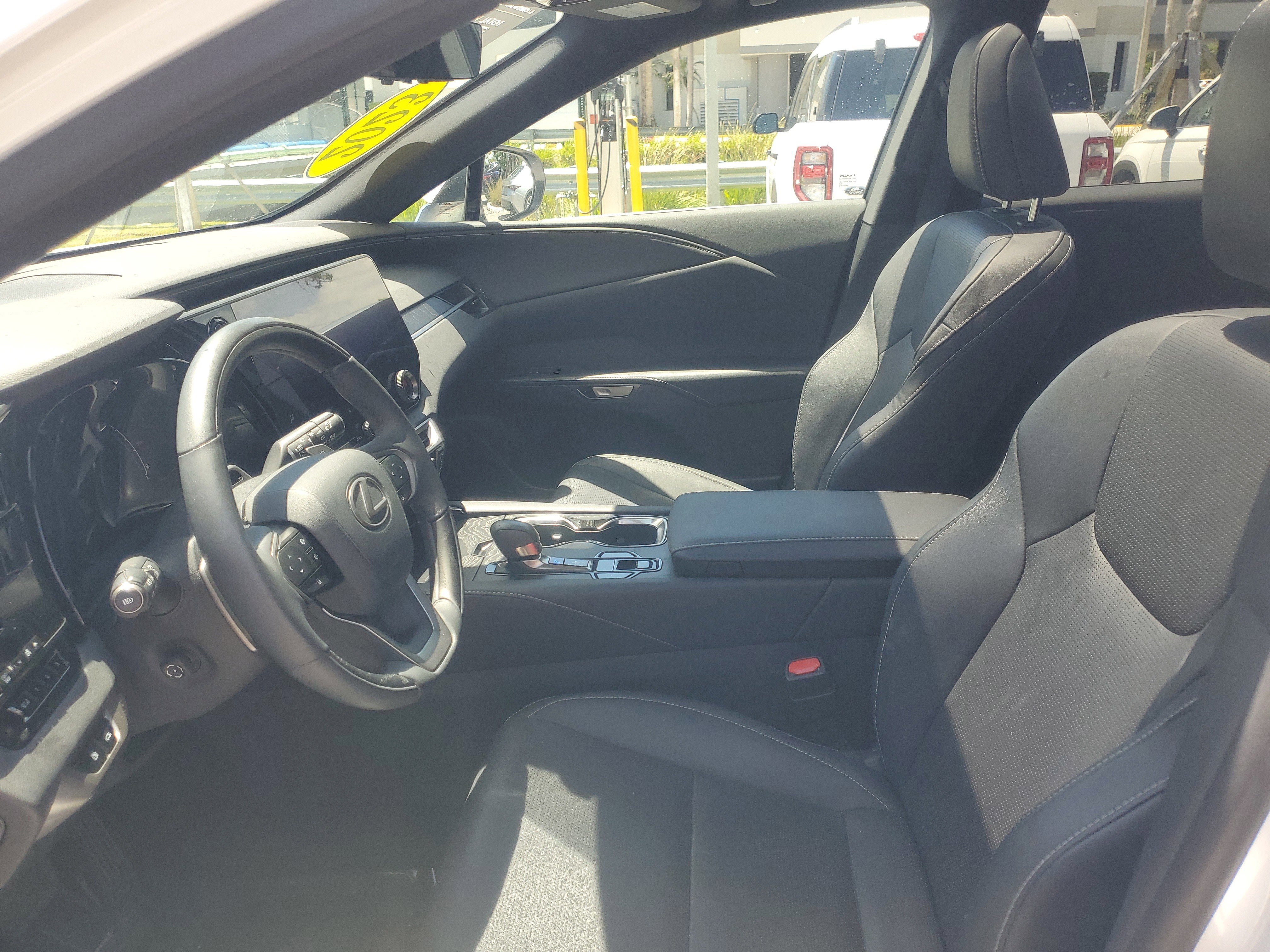 Used 2023 Lexus RX 350 Premium Plus w/ Cold Area Package image 15