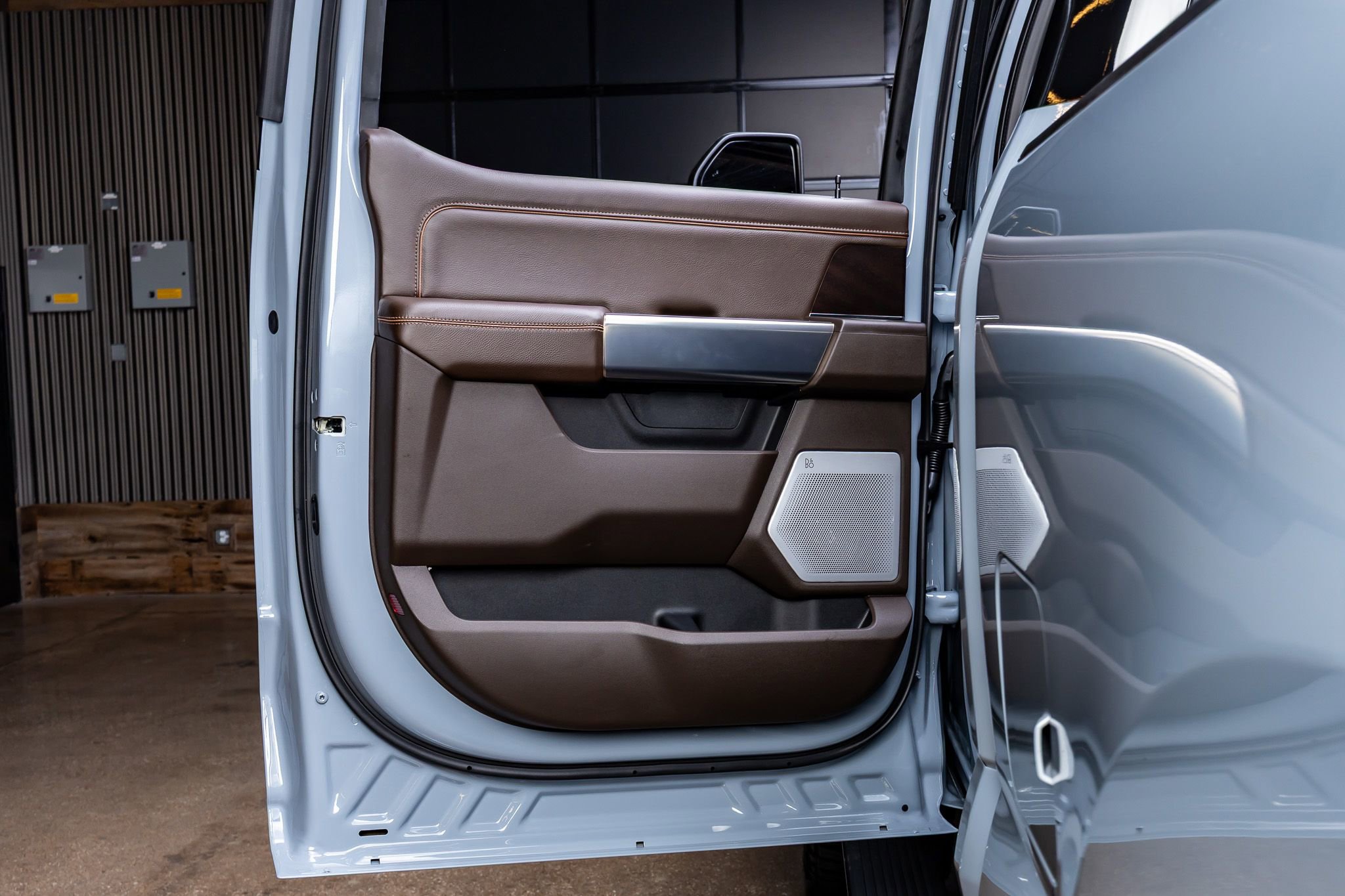 Used 2026 Ford F250 King Ranch w/ Chrome Package image 38