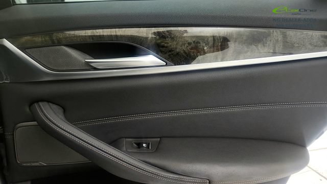 Used 2023 BMW 530i w/ M Sport Package RWD image 41