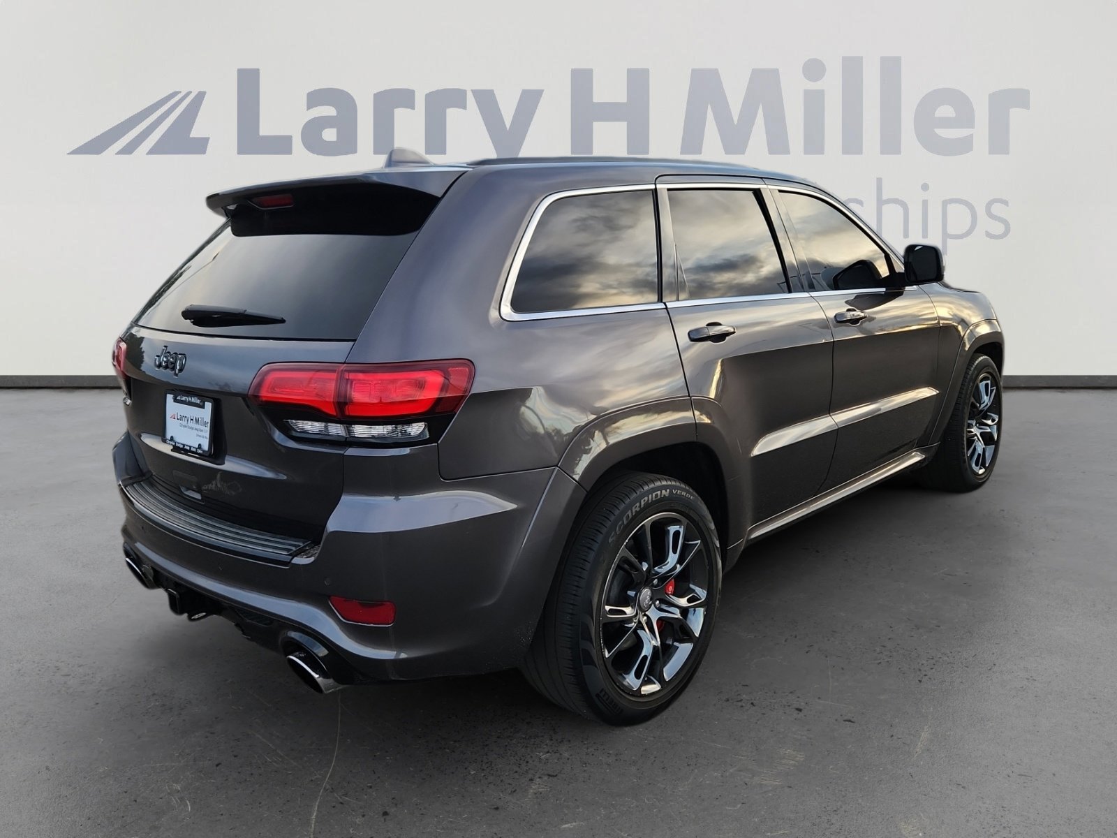 Used 2014 Jeep Grand Cherokee SRT w/ Trailer Tow Group IV image 6
