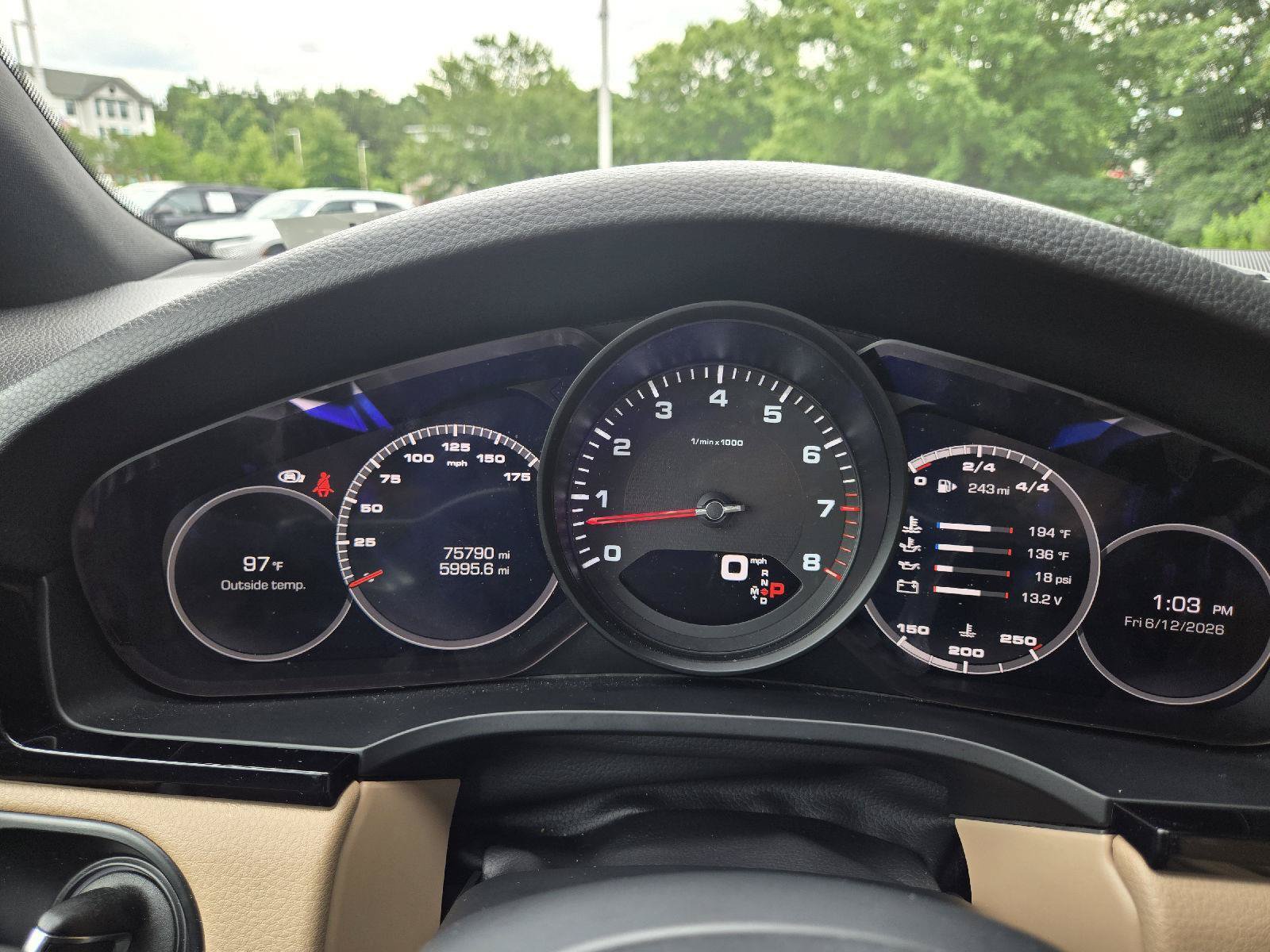 Used 2020 Porsche Cayenne AWD/4WD image 27