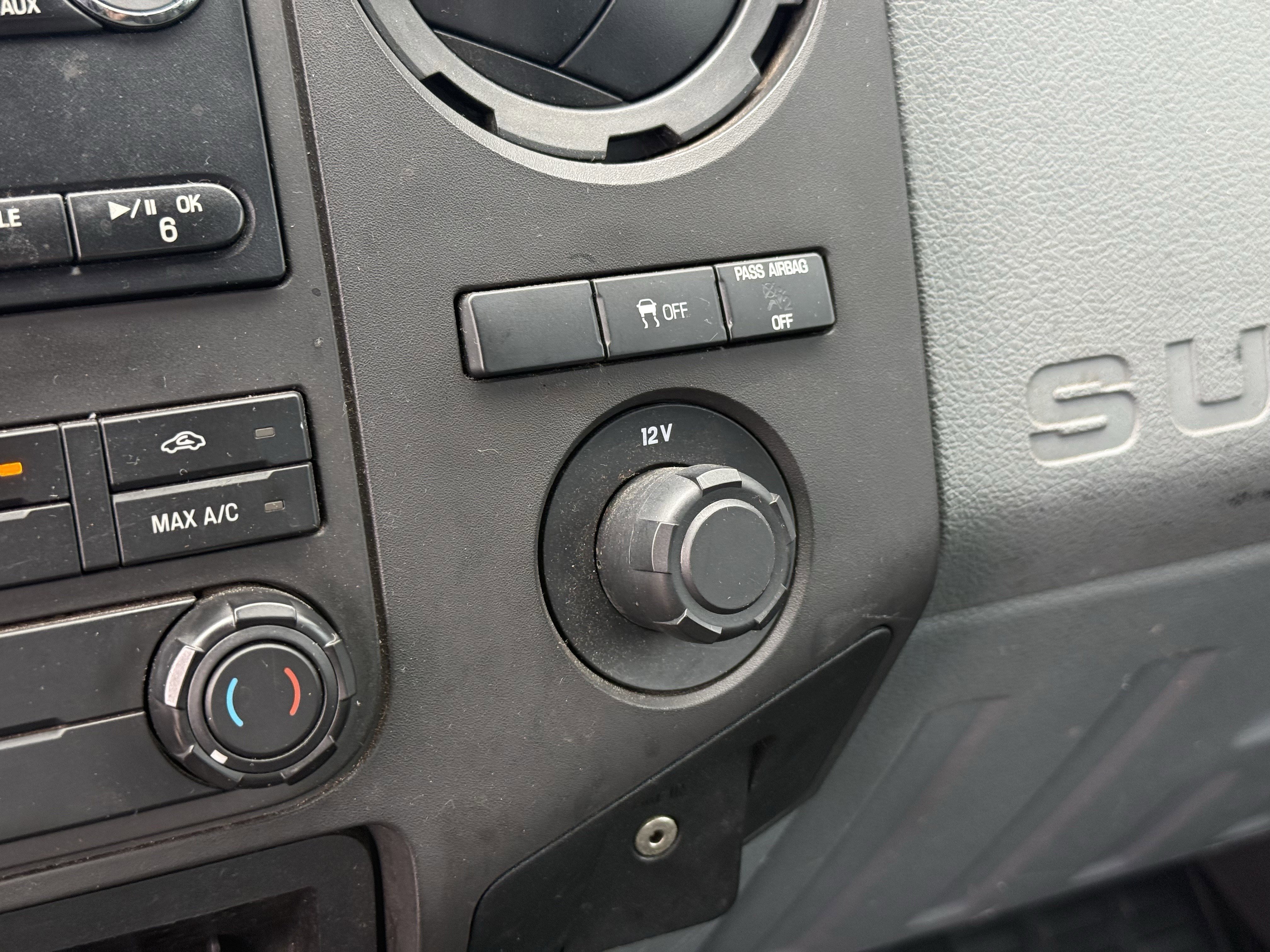 Used 2015 Ford F250 XL w/ Power Equipment Group RWD image 21