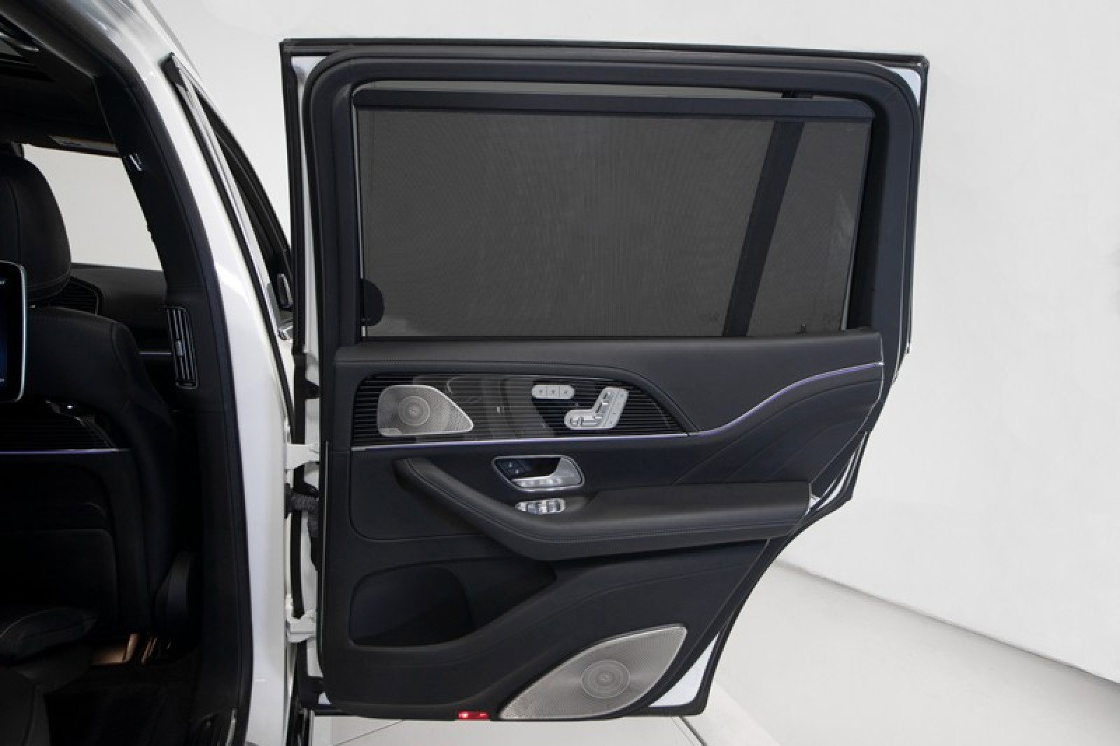 Used 2024 Mercedes-Benz Maybach GLS 600 4MATIC image 62