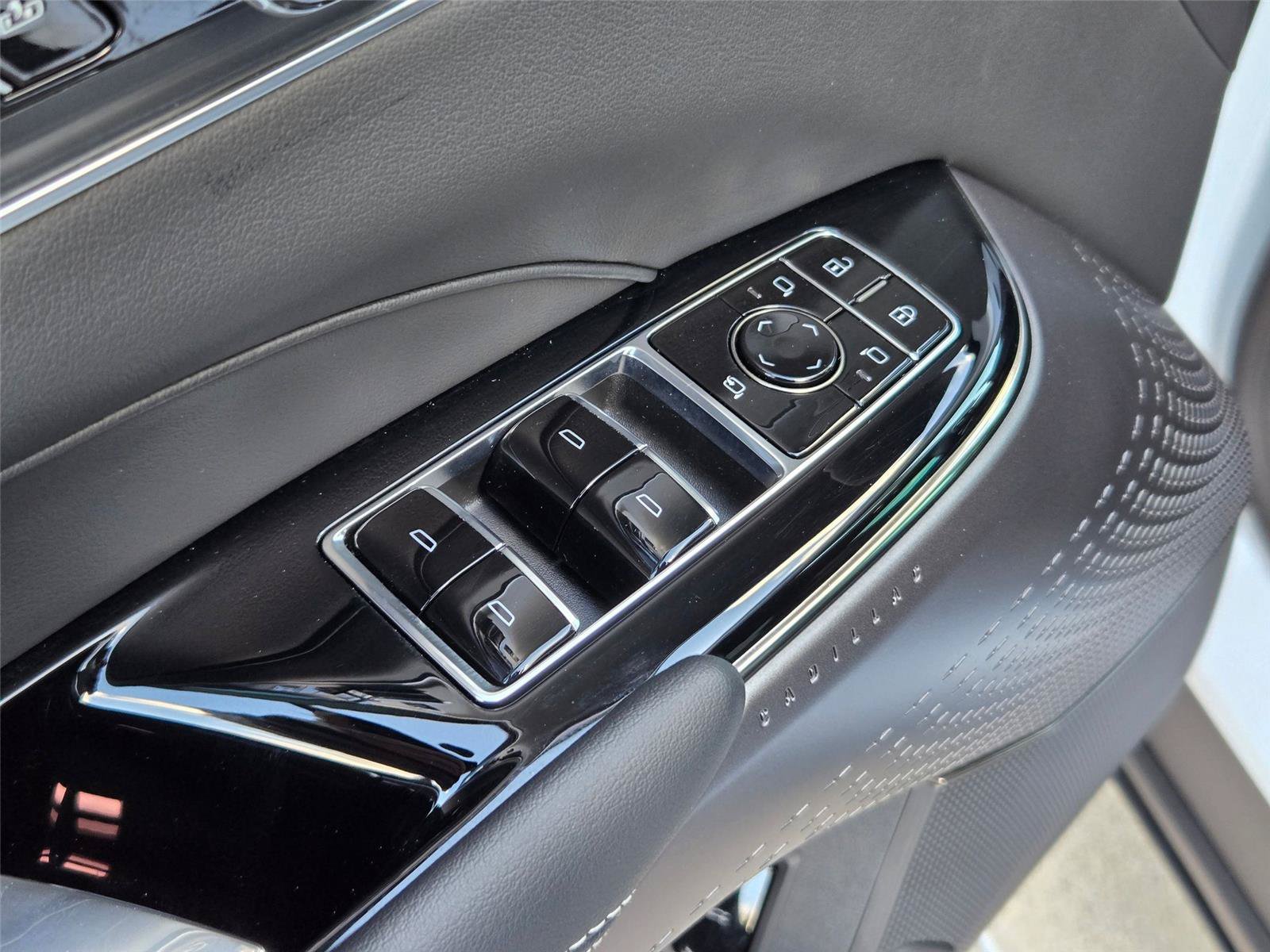 New 2026 Cadillac Lyriq Premium Luxury AWD/4WD image 26