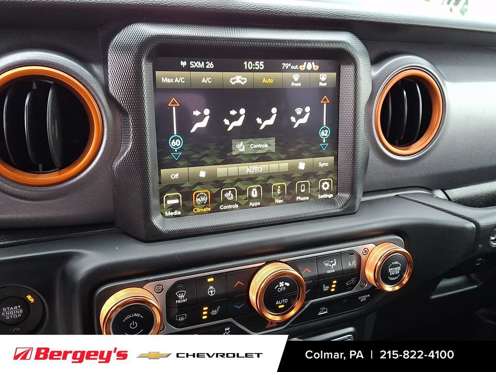 Used 2023 Jeep Gladiator Mojave w/ Cold Weather Group AWD/4WD image 19