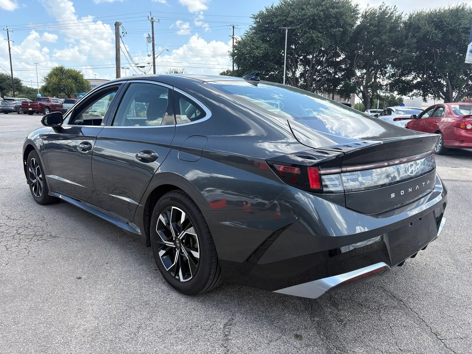 Used 2024 Hyundai Sonata SEL FWD image 7