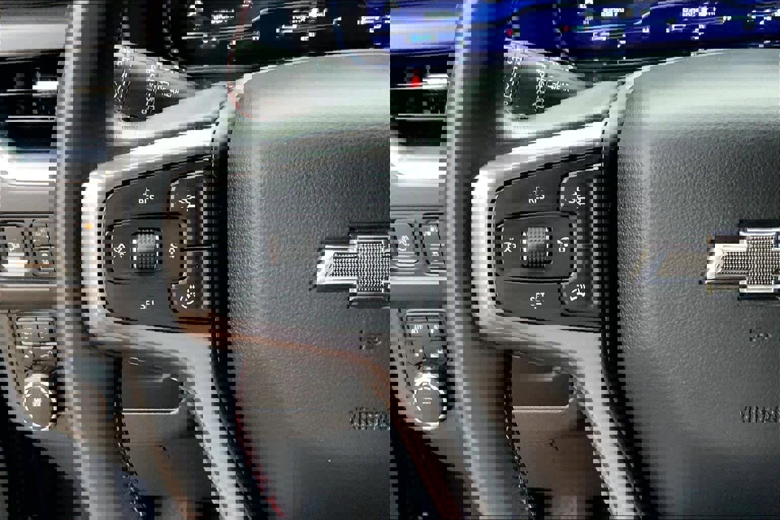 Used 2022 Chevrolet Tahoe RST w/ Sport Performance Package image 22