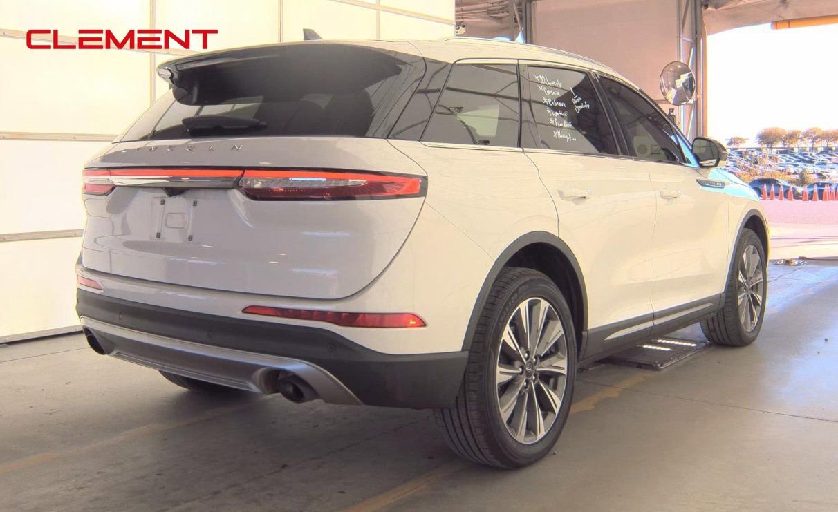 Used 2022 Lincoln Corsair Reserve w/ Elements Package image 5