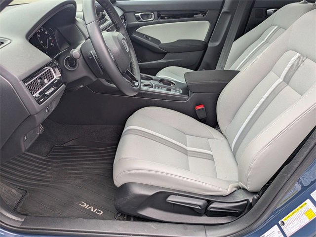 Used 2025 Honda Civic Sport image 11