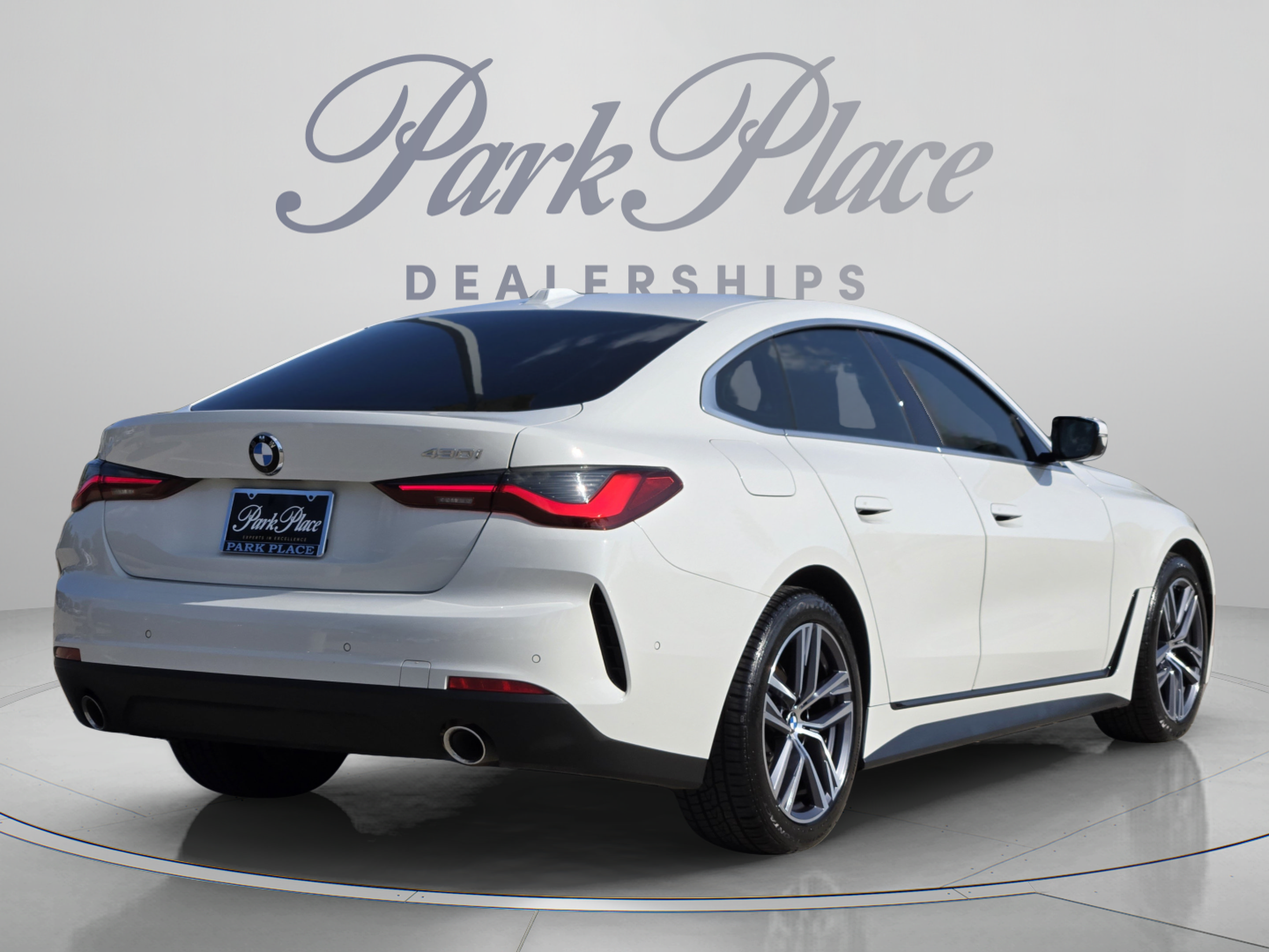 Used 2024 BMW 430i Gran Coupe w/ Premium Package RWD image 5