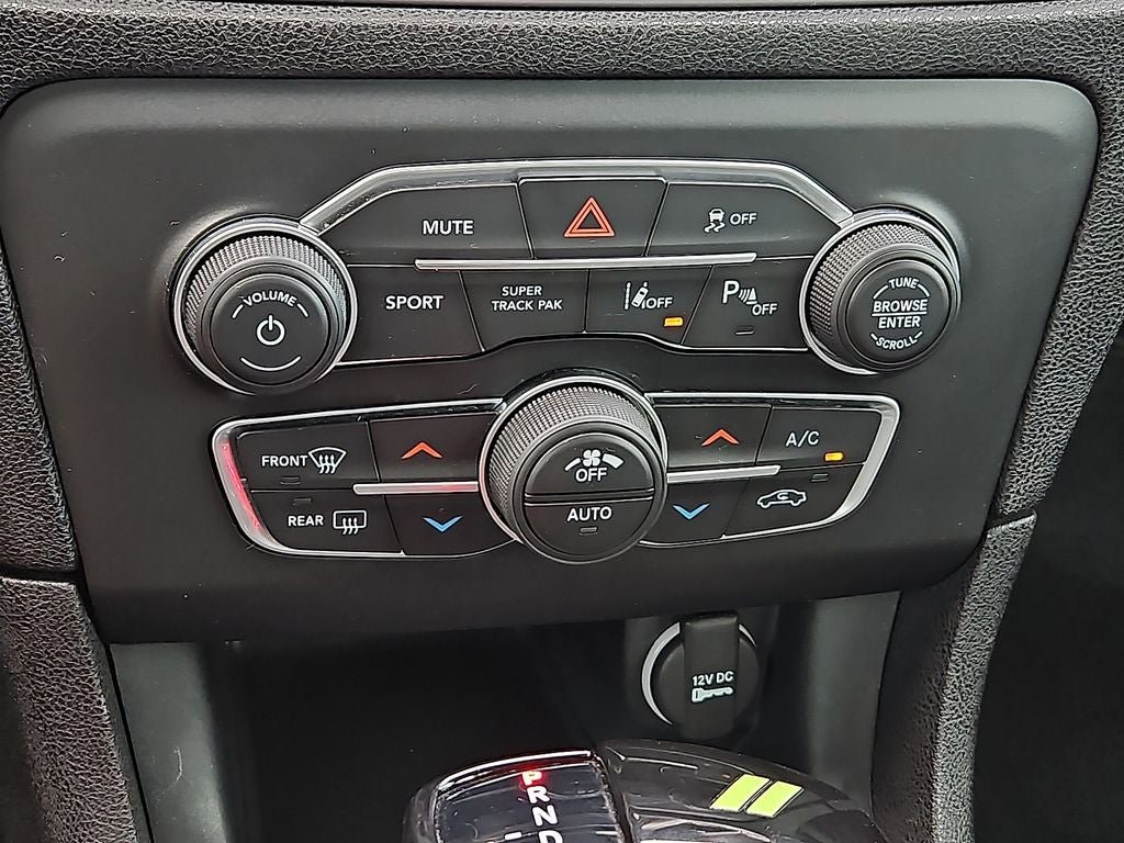 Used 2023 Dodge Charger R/T w/ Harman/Kardon Audio Group RWD image 27